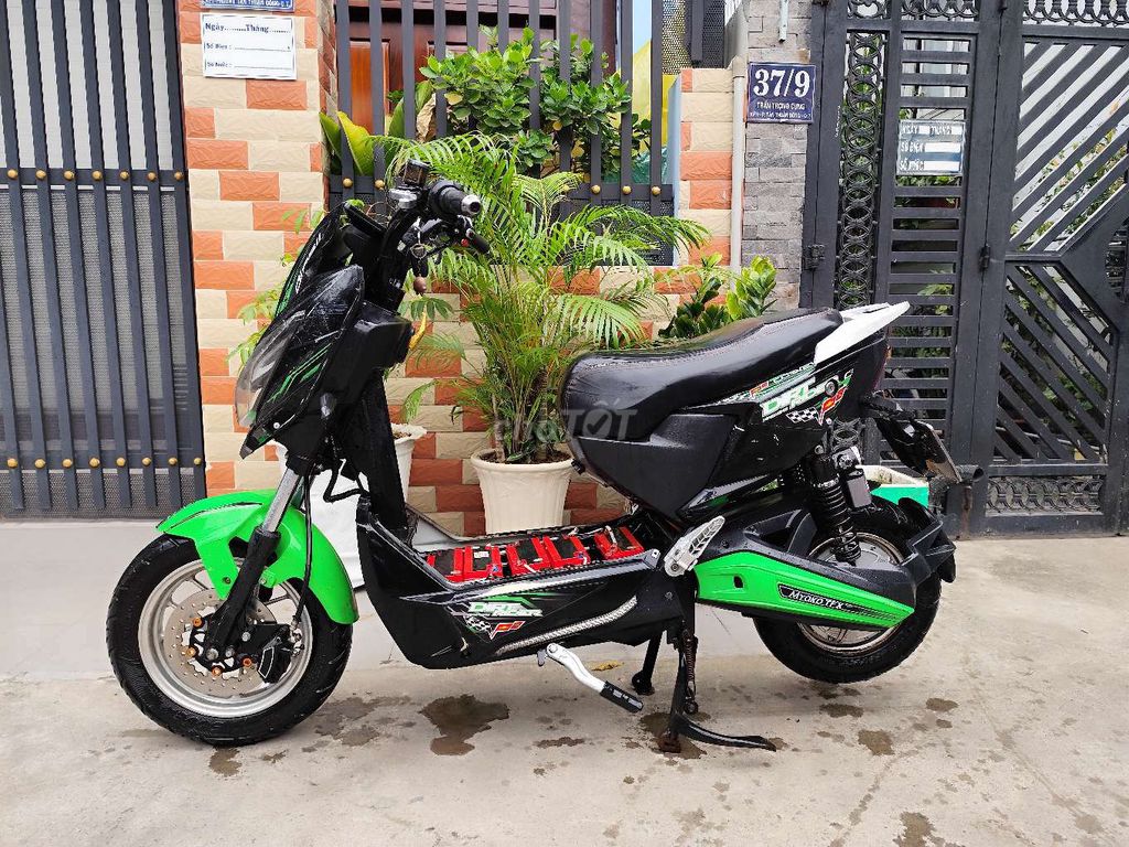 Xe máy điện MYOKO Xmen 2023 Đen xanh. Mua bán Xe điện tại Quận 7 Tp Hồ Chí Minh được đăng bởi Lâm Minh hình 1