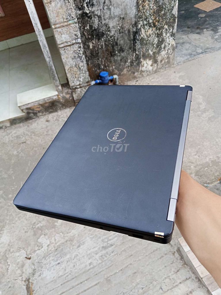 Dell Latitude E5470 i7-6820HQ 14 inch 8GB/128GB. Mua bán Laptop tại Huyện Bình Sơn Quảng Ngãi được đăng bởi Đặng hùng cường hình 1