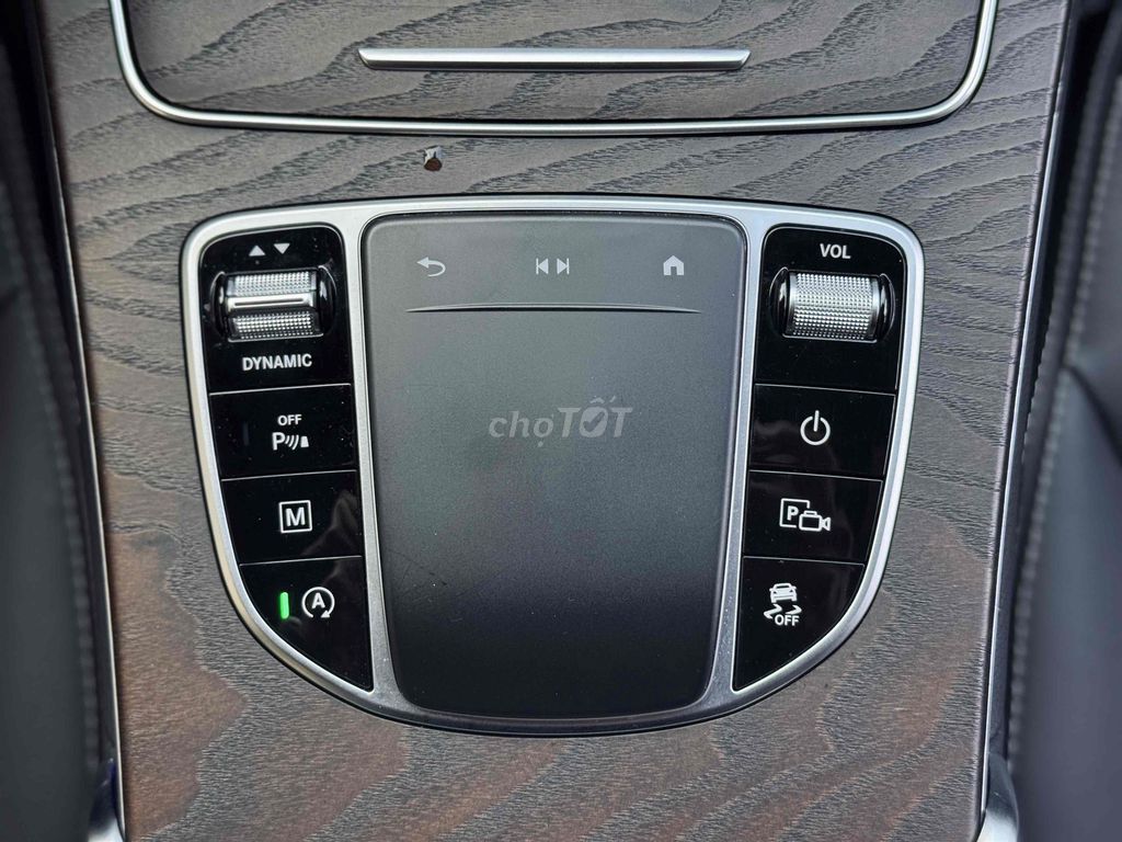 Mercedes Benz GLC 2021 200 4Matic - 43500 km. Mua bán Ô tô tại Quận Bình Tân Tp Hồ Chí Minh được đăng bởi Huỳnh Thiên Bảo hình 11