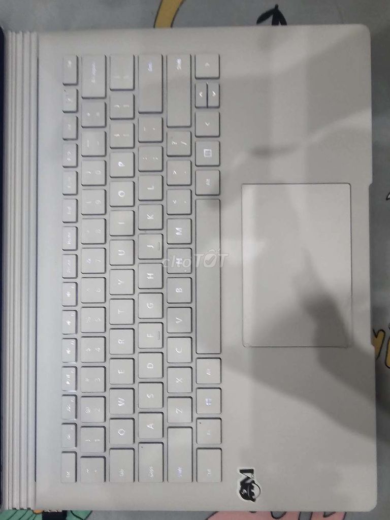 Microsoft Surface Book 1 i7-6600U 8GB. Mua bán Laptop tại Quận Bình Thuỷ Cần Thơ được đăng bởi Tấn hình 1