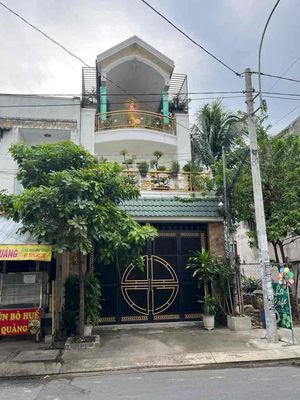 BÁN NHÀ LÊ VĂN QUỚI.DT 113M2.HẺM XE HƠI CÓ VỈA HÈ .GIÁ NHỈNH 12Tỷ. Mua bán nhà ở tại Quận Bình Tân Tp Hồ Chí Minh được đăng bởi Kieu Nguyen