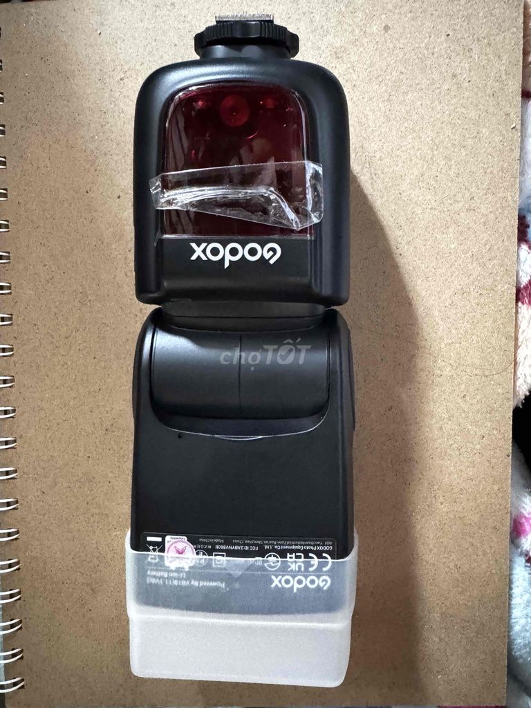 Đèn flash Godox V860 II C Đen 99%. Mua bán Máy ảnh, Máy quay tại Thành phố Thuận An Bình Dương được đăng bởi Trâm Nguyễn hình 1