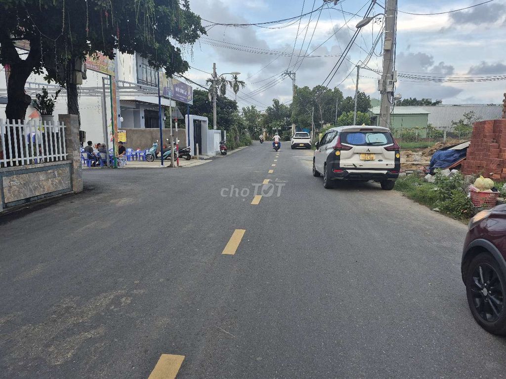 ✅️✅️BÁN LÔ MẶT TIỀN ĐƯỜNG NHỰA QUANG CHÂU