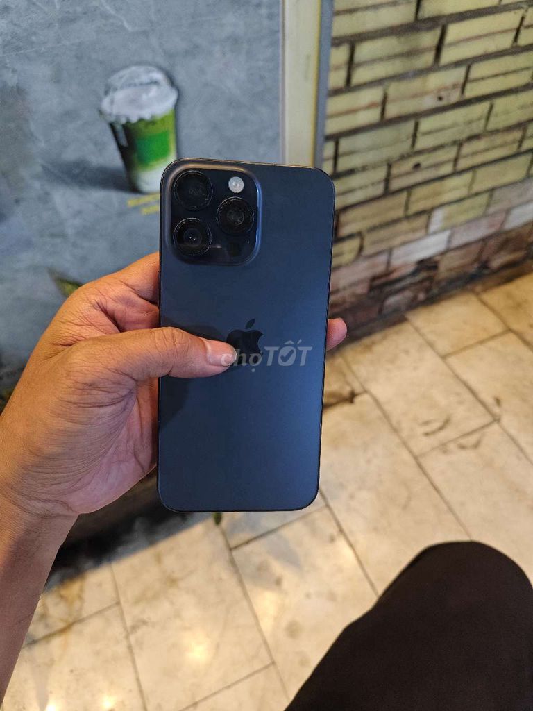 iPhone 15 Pro Max 512GB bán hay giao lưu. Mua bán Điện thoại tại Thành phố Thuận An Bình Dương được đăng bởi trung hình 1