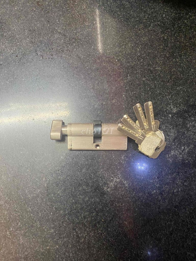 Ổ khóa Kospy Thép Đồng Bạc. Mua bán Nội thất, đồ gia dụng khác tại Quận Ba Đình Hà Nội được đăng bởi Dũng Trần hình 1