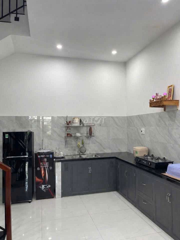 Furnished street-front 2-bedroom house on Khái Tây — photo 1