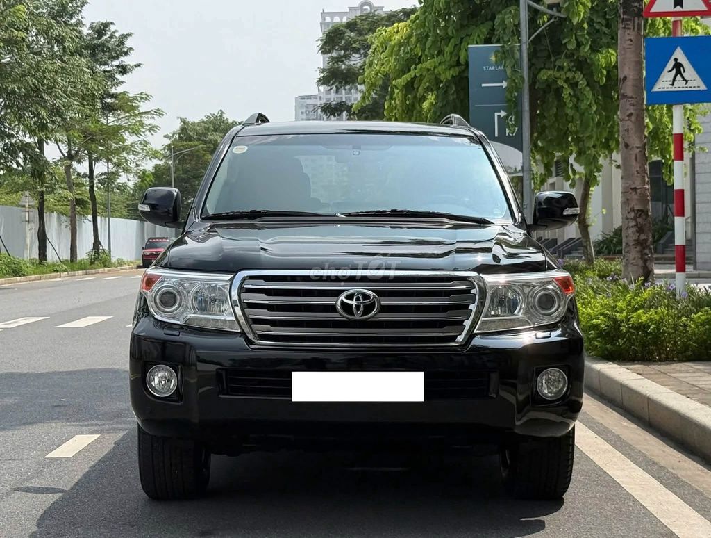 Toyota Land Cruiser 4.6 2015 года
