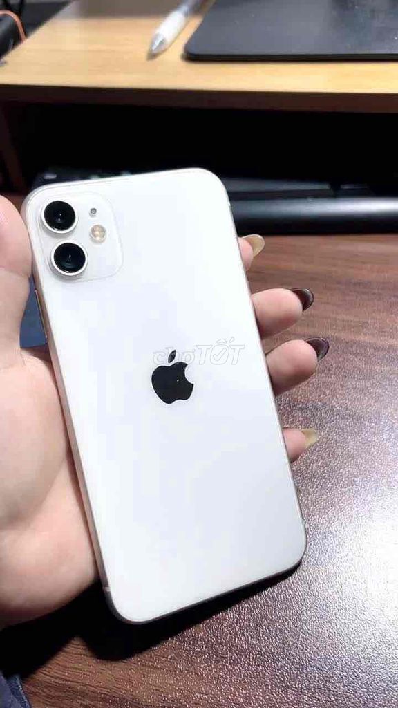 Apple iPhone 11 256GB Trắng Lock 95%. Mua bán Điện thoại tại Huyện Cát Tiên Lâm Đồng được đăng bởi kim hoa hình 1