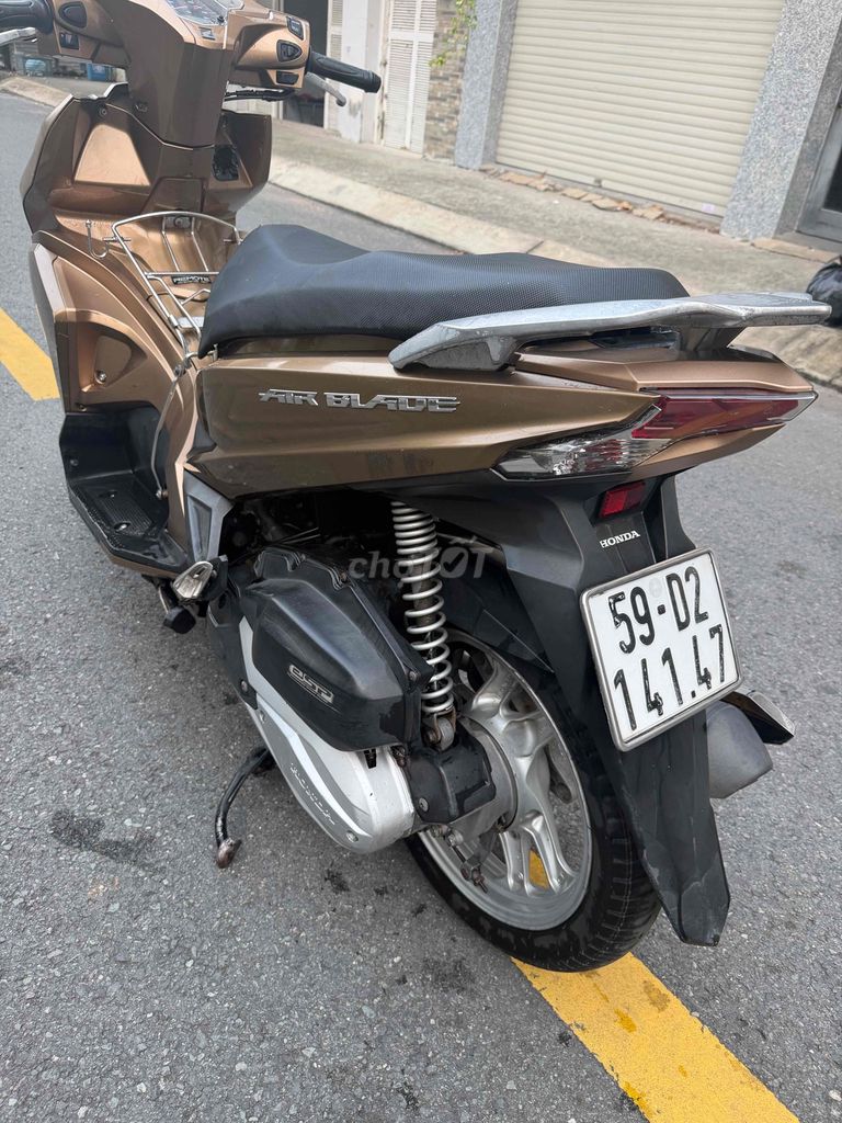 Honda Air Blade 125 2016 Золотая бронза Bs City
