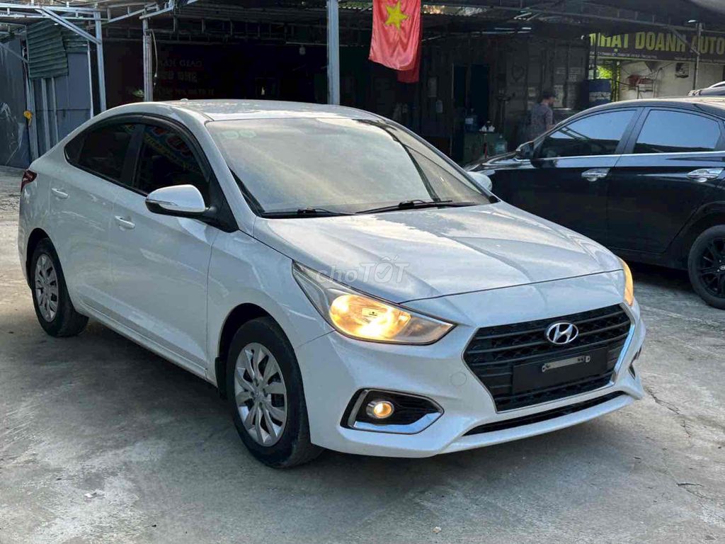 Hyundai Accent 2020  số sàn bản thiếu xe bao zin. Mua bán Ô tô tại Quận Hoàng Mai Hà Nội được đăng bởi A công hình 3