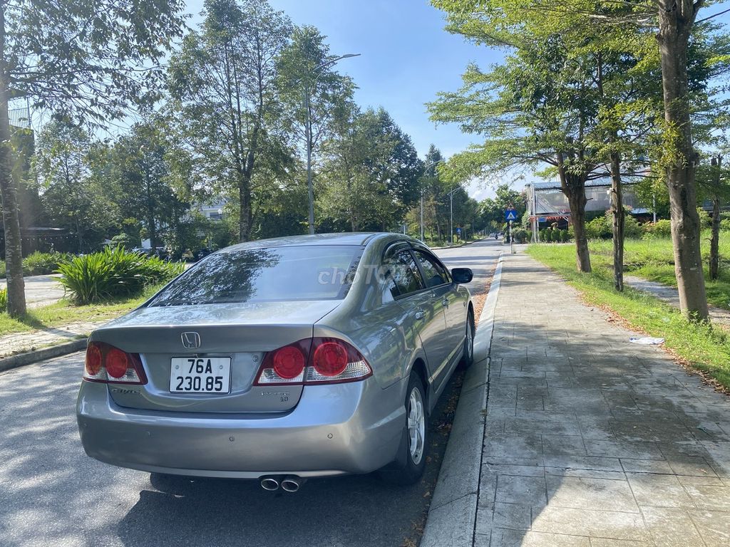 Honda Civic 2007 1.8 AT - 124000 km. Mua bán Ô tô tại Thành phố Quảng Ngãi Quảng Ngãi được đăng bởi Cao Minh Hà hình 8