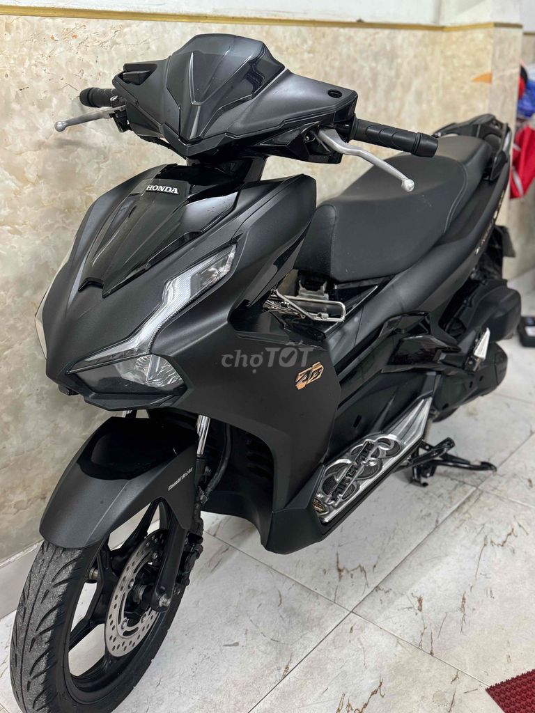 AB 125 đời 2022 màu đen mù 43E1-639.44 mới keng. Mua bán Xe máy tại Quận Sơn Trà Đà Nẵng được đăng bởi Minh Dũng bán trả góp 136 vân đồn  hình 5