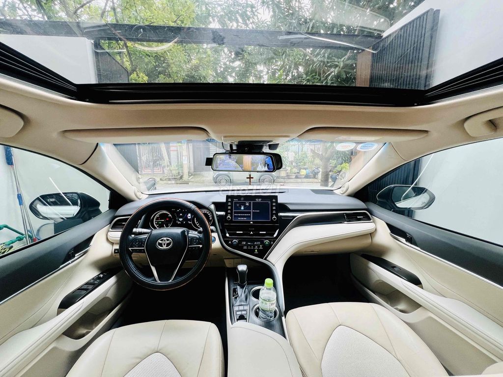 Toyota Camry Hybrid 2022 Trắng 21625 km. Mua bán Ô tô tại Quận Cẩm Lệ Đà Nẵng được đăng bởi USER CAR 1990 hình 8