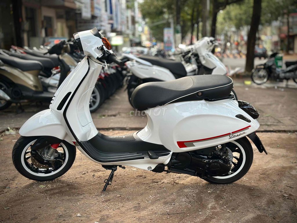 Piaggio Vespa Sprint 2016 Trắng. Mua bán Xe máy tại Thành phố Pleiku Gia Lai được đăng bởi Xe Máy Nguyễn Vũ Gialai hình 5