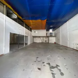 Kho mặt tiền Văn Cao 220m2, 30 triệu/tháng