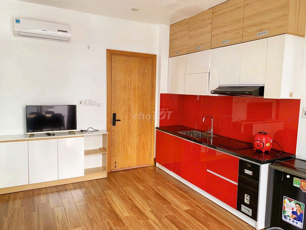Căn hộ 2 phòng ngủ full nội thất cho thuê gần Biển Mỹ Khê, Võ Văn Kiệt