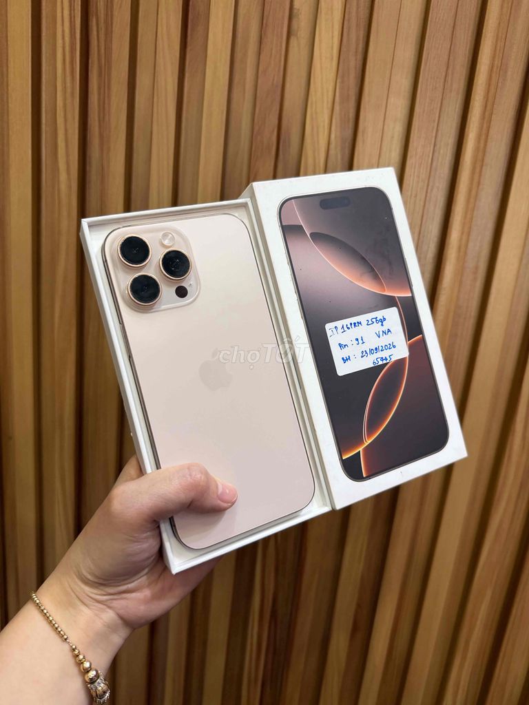 iPhone 16 Pro Max 256GB VN Nguyên zin Fullbox. Mua bán Điện thoại tại Quận 10 Tp Hồ Chí Minh được đăng bởi Đăng Sơn Store hình 1