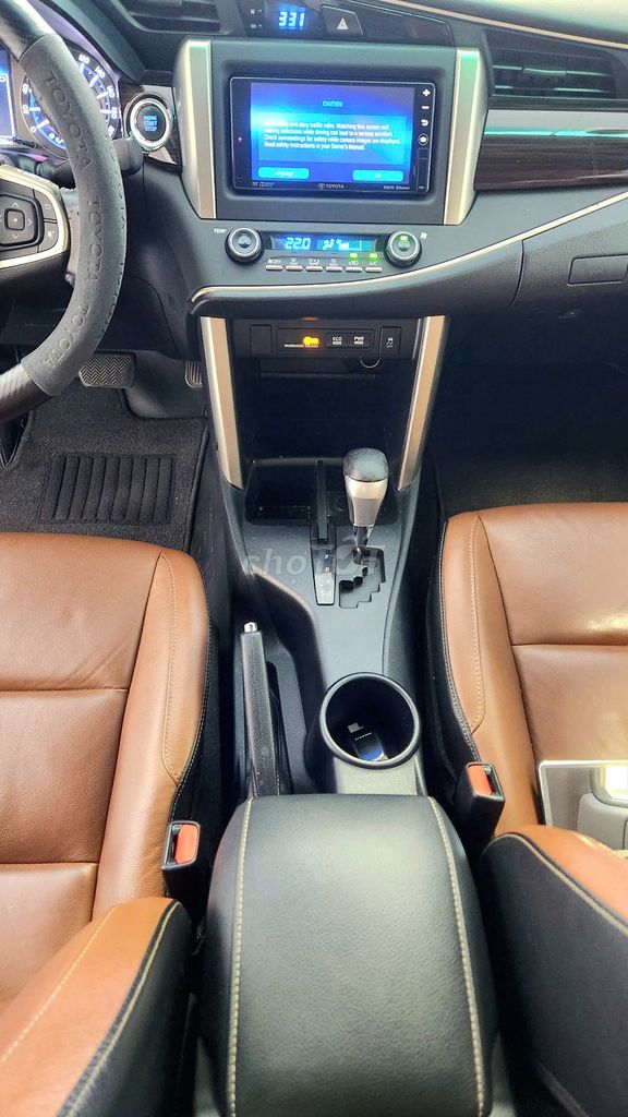 Innova 2.0V sx 2017 mới nhất Việt Nam. Mua bán Ô tô tại Quận 7 Tp Hồ Chí Minh được đăng bởi tuấn anh hình 17