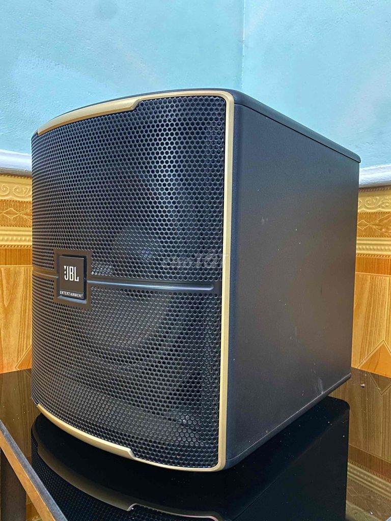 sub- trầm điện jbl bass 30