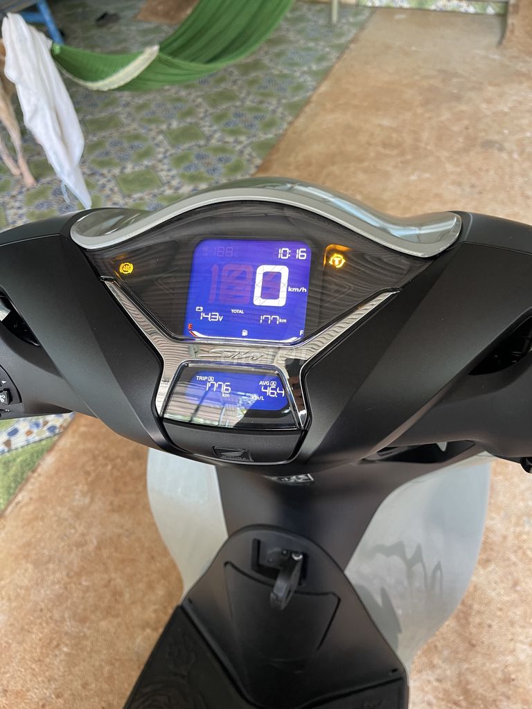 Honda sh160i đăng kí 8/2025 xe nhứ mới. Mua bán Xe máy tại Thành phố Long Khánh Đồng Nai được đăng bởi Quang hình 1