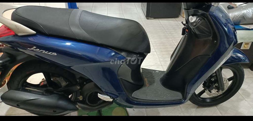 Janus Smk 9 chủ ký giấy tờ. Mua bán Xe máy tại Quận 5 Tp Hồ Chí Minh được đăng bởi THẮNG Q5 hình 4