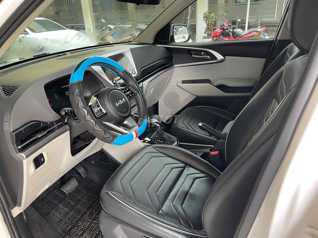 kia Carens Luxury Siêu Hot Lướt 11.000km. Mua bán Ô tô tại Quận Tân Phú Tp Hồ Chí Minh được đăng bởi Trọng Nghĩa Auto Xe Lướt Miền Nam hình 11