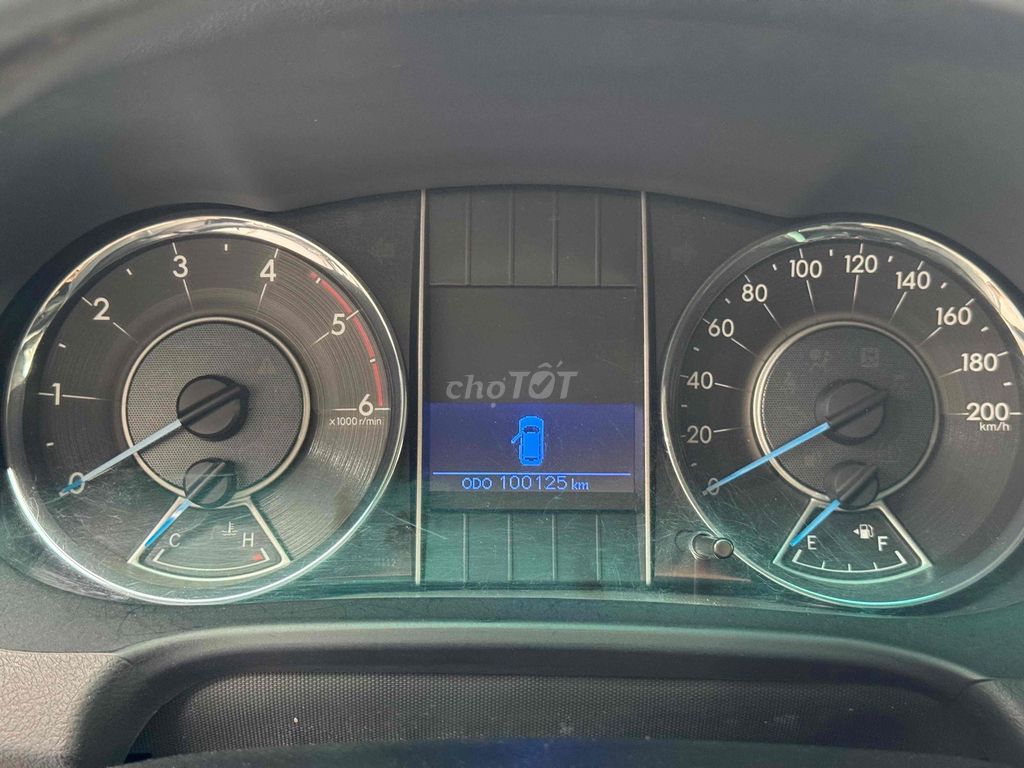 Toyota Fortuner 2020 Dầu Số sàn 100.000 km. Mua bán Ô tô tại undefined undefined được đăng bởi Long Auto Vạn Phúc hình 9