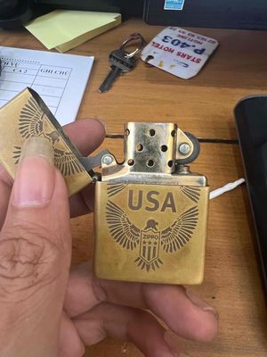 trải nghiệm xong cần bán lại zippo mỹ còn hộp. Mua bán Đồ sưu tầm, đồ cổ tại Quận Hải Châu Đà Nẵng được đăng bởi Hoàng Huy
