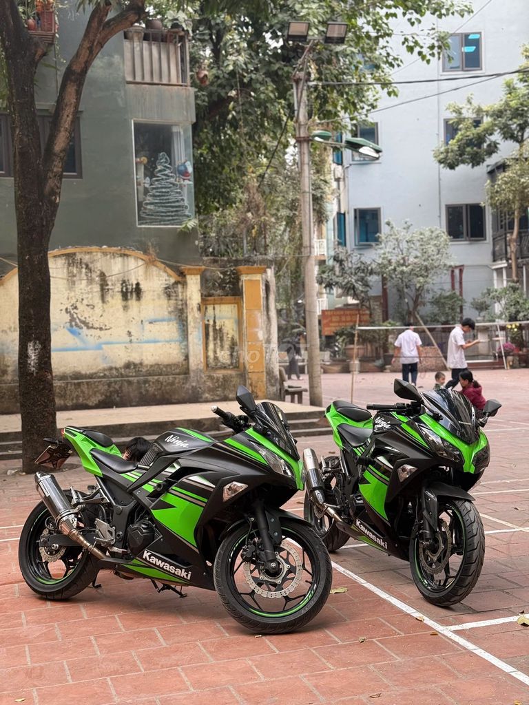 Kawasaki Ninja 300 2017 xanh có trả góp trao đổi ✅. Mua bán Xe máy tại Quận Thanh Xuân Hà Nội được đăng bởi Phú Lý hình 4
