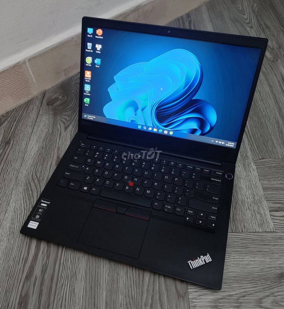 Lenovo ThinkPad i5 10210u 14 inch 8GB/256GB Like New. Mua bán Laptop tại Quận 5 Tp Hồ Chí Minh được đăng bởi Hội Đồ Điện Tử hình 1