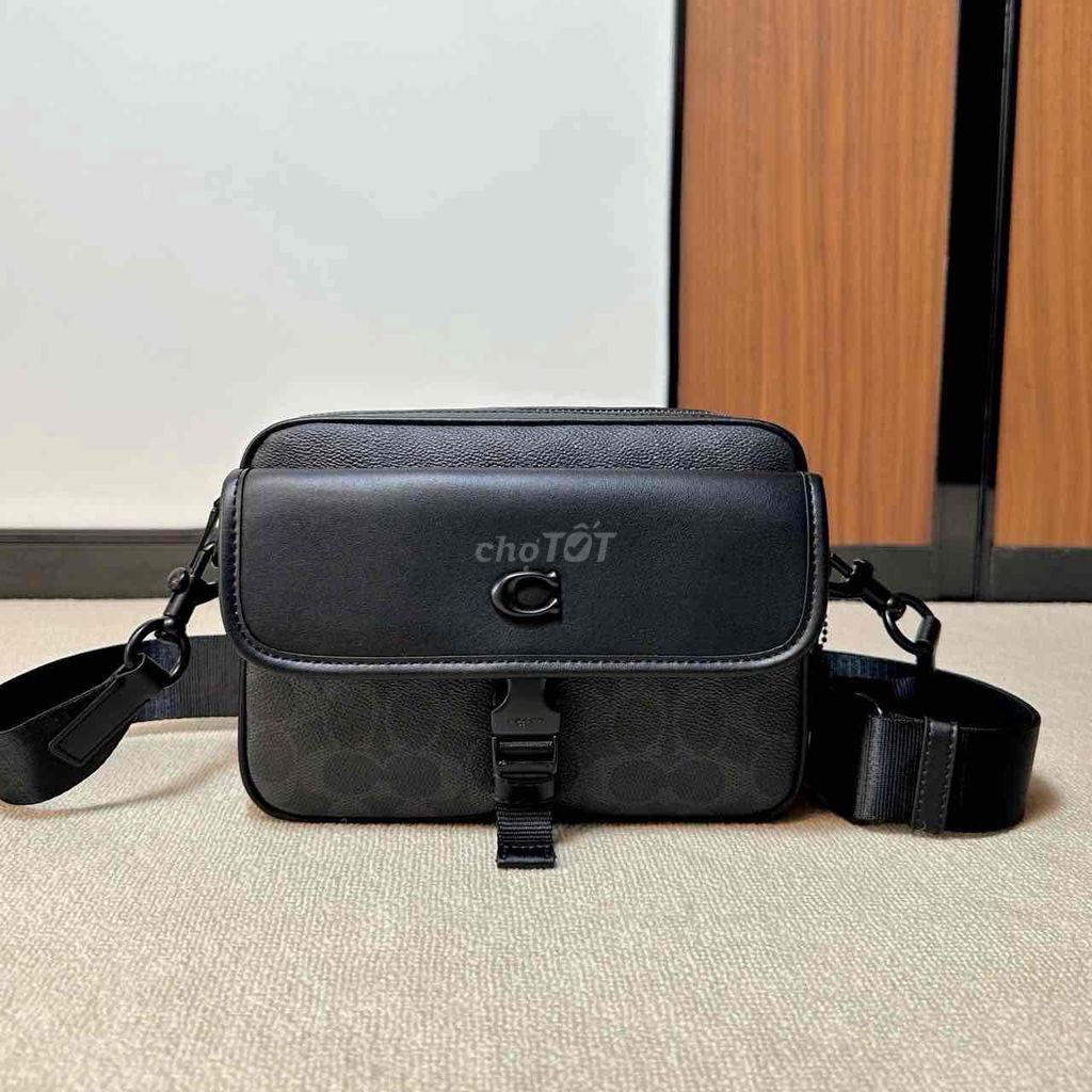 Túi đeo chéo Co:::ach Nam Đen. Mua bán Túi xách tại Quận 11 Tp Hồ Chí Minh được đăng bởi SHOP TÚI COACH NAM  hình 1