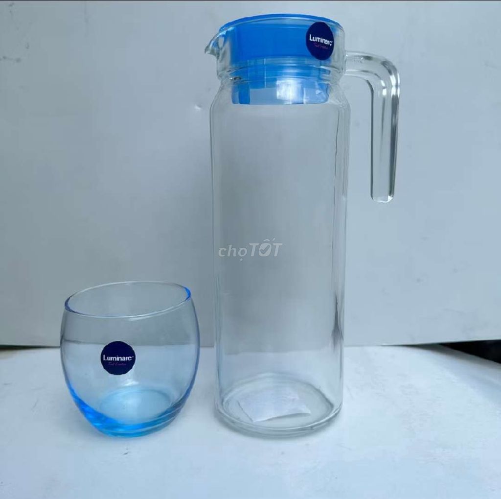 Bộ 1 bình 1,1L + 1 ly thủy tinh Luminarc