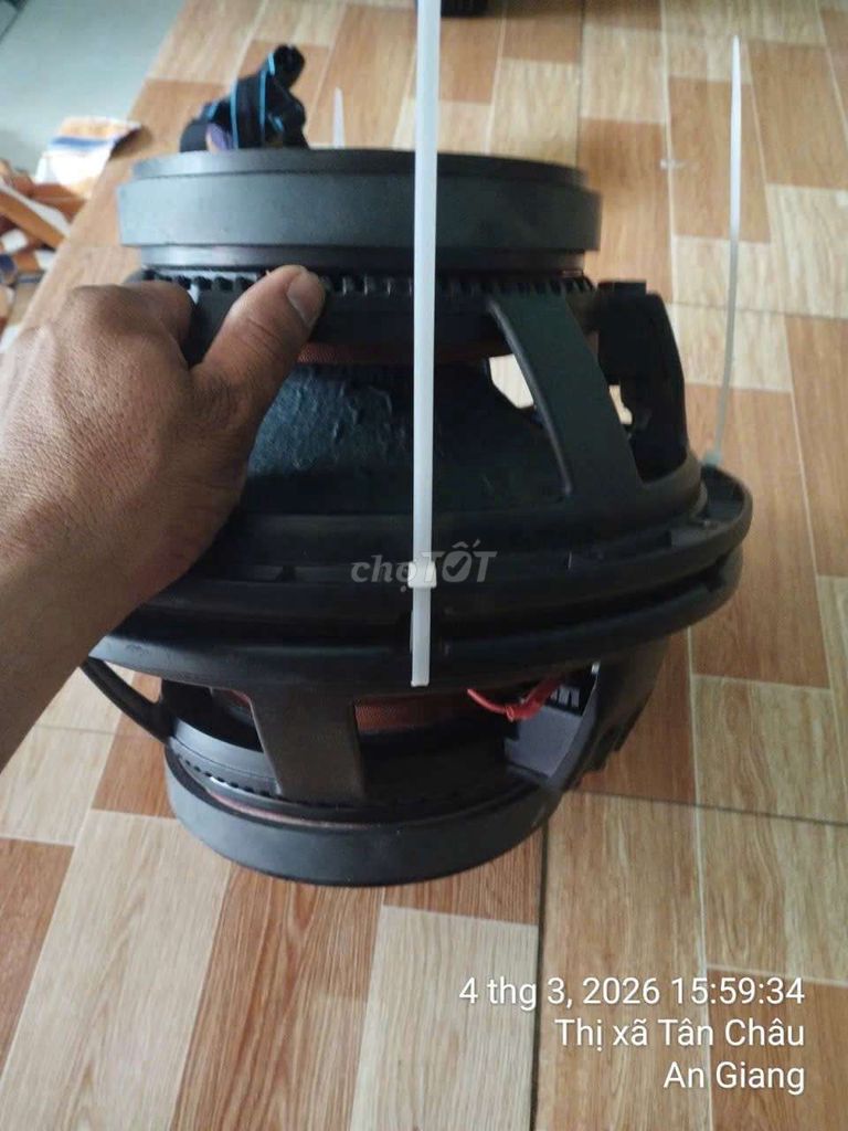 Loa bass 30 RCF Nguyên zin. Mua bán Tivi, Âm thanh tại Thị xã Tân Châu An Giang được đăng bởi Thuan Nguyen hình 1