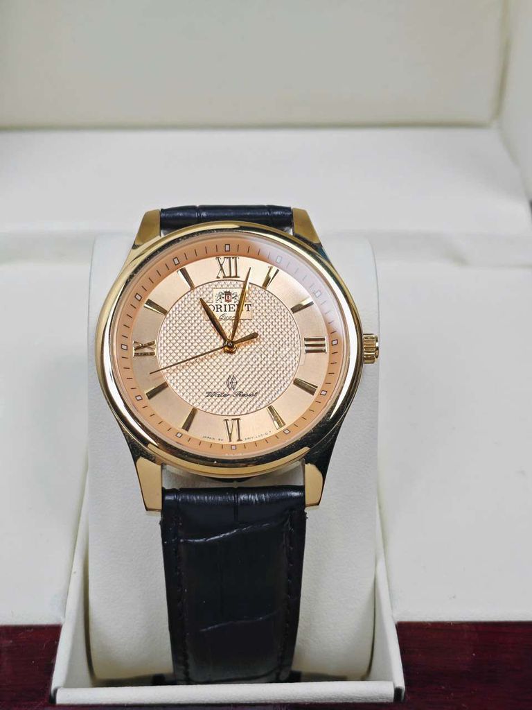 Đồng hồ Orient Nam dây da kính sapphire. Mua bán Đồng hồ tại Thành phố Dĩ An Bình Dương được đăng bởi DĨ AN LUXURY WATCH hình 1
