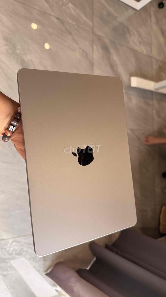 Apple Macbook Air M2 16GB/256GB Bạc. Mua bán Laptop tại Quận 7 Tp Hồ Chí Minh được đăng bởi Nguyễn Gia Hào hình 1