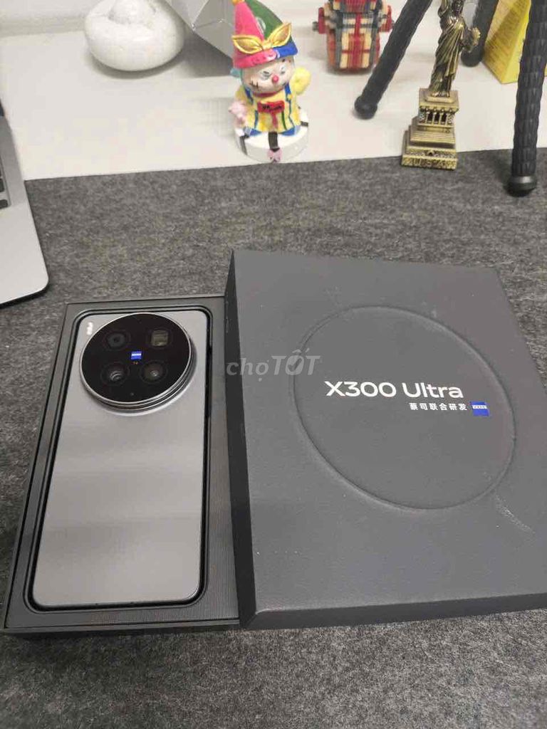 🆘 ĐT Vivo X300 Ultra 12GB/256GB, Likenew Fullbox. Mua bán Điện thoại tại Thành phố Thủ Đức Tp Hồ Chí Minh được đăng bởi Minh Vương Mobile Thủ Đức hình 1