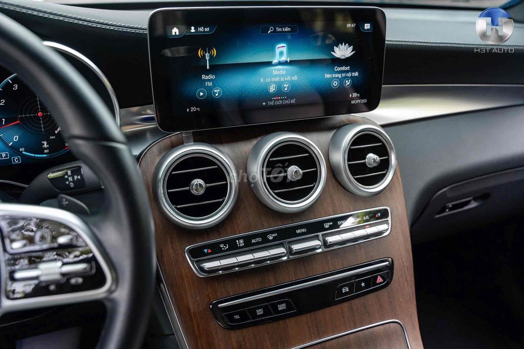 Mercedes-Benz GLC200 4Matic 2022 Đỏ. Mua bán Ô tô tại Quận Long Biên Hà Nội được đăng bởi H3T Auto Việt Nam hình 7