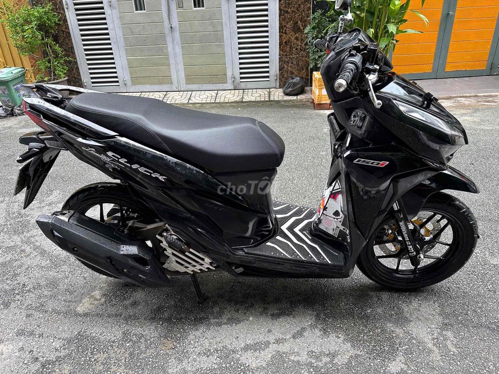 Honda Vario 125 черная Тайланд