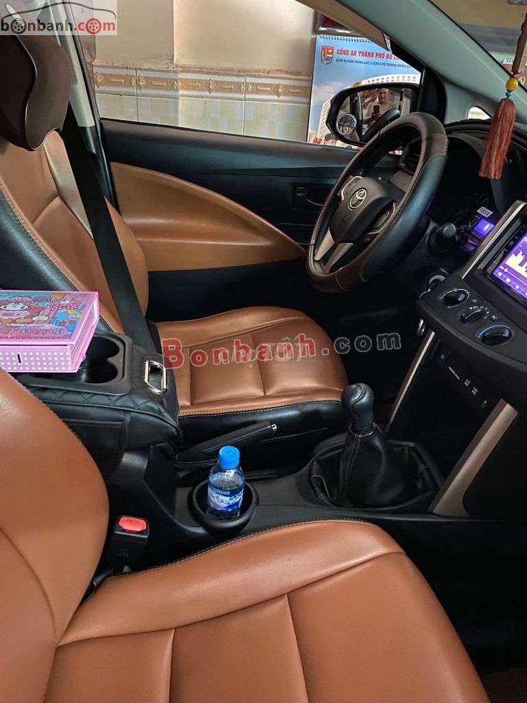Toyota Innova 2.0E 2019 - 399 Triệu. Mua bán Ô tô tại Quận 10 Tp Hồ Chí Minh được đăng bởi Lê Kim Du hình 4