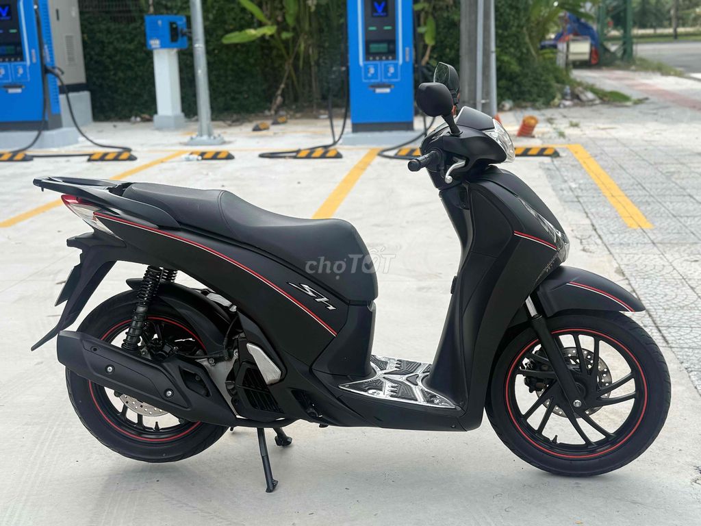 ❌SH 2016 khoá bếp ga đen nhám cực đẹp biễn 43. Mua bán Xe máy tại Quận Liên Chiểu Đà Nẵng được đăng bởi Anh po hình 1