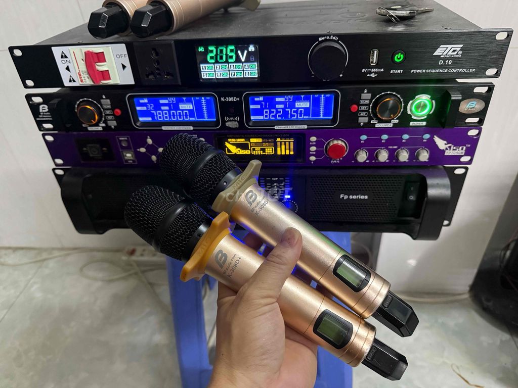 Micro không dây Bfaudio 308D+ Vàng đồng. Mua bán Tivi, Âm thanh tại Quận 12 Tp Hồ Chí Minh được đăng bởi Gió Đông Buồn hình 1