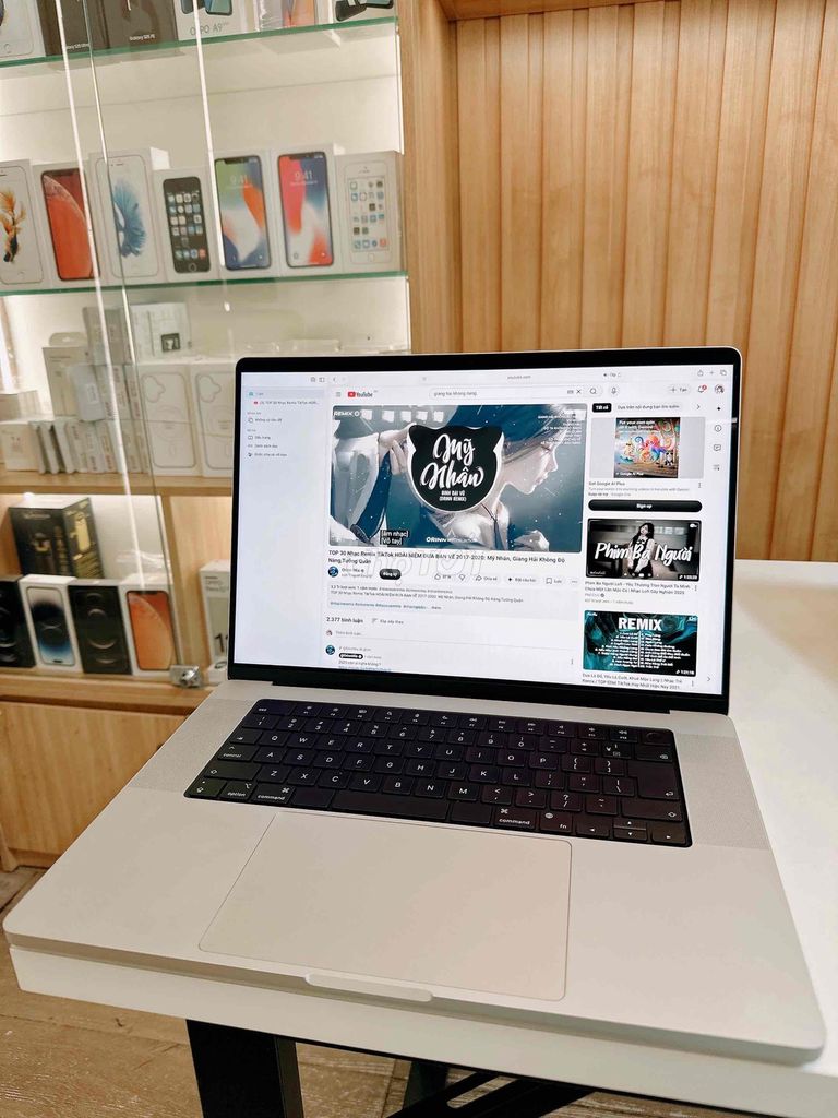 Apple MacBook Pro M1 Max 16 inch 32GB/1TB Bạc. Mua bán Laptop tại Quận Đống Đa Hà Nội được đăng bởi Ngô Minh Hoàng hình 1