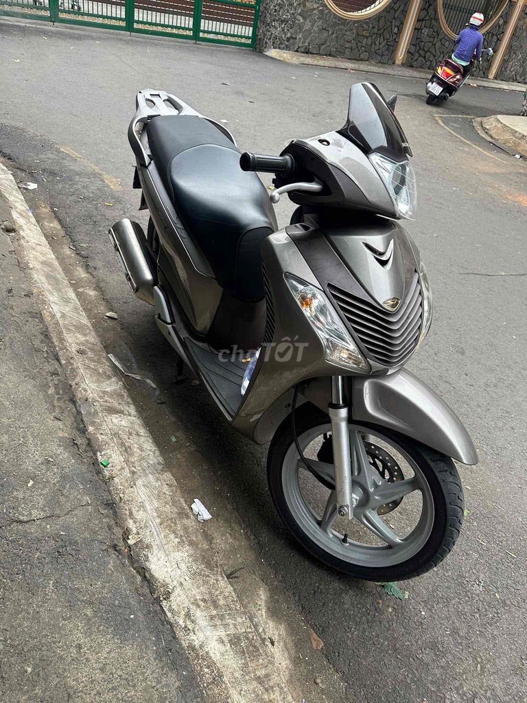 SH Ý 108 zin êm mộc đẹp dkld cuối 2013. Mua bán Xe máy tại Quận Tân Phú Tp Hồ Chí Minh được đăng bởi Nam hình 1