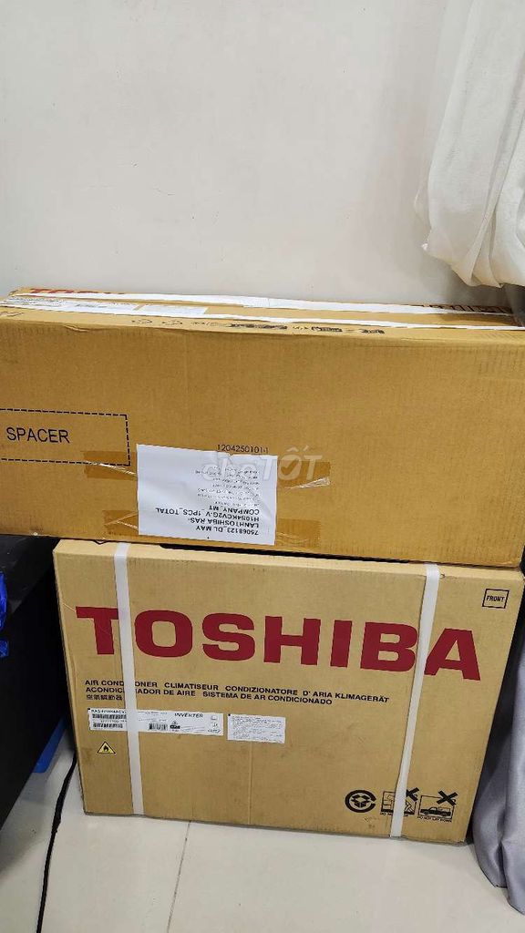 Cần bán máy lạnh Toshiba 1HP, còn nguyên thùng