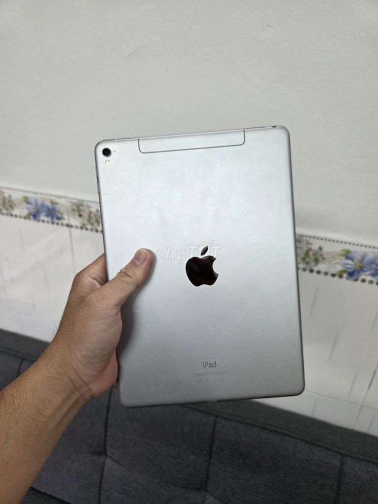 iPad Pro 9.7 32GB Wifi. Mua bán Máy tính bảng tại Quận Ninh Kiều Cần Thơ được đăng bởi Nhựt Mobile hình 1