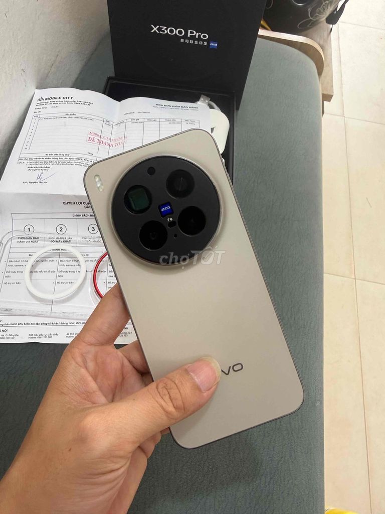 Vivo X300 Pro 512GB nội địa. Mua bán Điện thoại tại Huyện Gia Lâm Hà Nội được đăng bởi lehieu hình 1