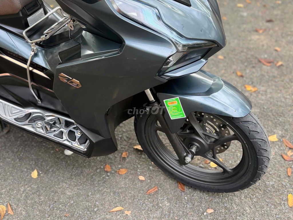 BÁN AB 150ABS CHÍNH CHỦ CÔNG CHỨNG. Mua bán Xe máy tại Thành phố Thủ Đức Tp Hồ Chí Minh được đăng bởi XE MÁY ANH hình 8