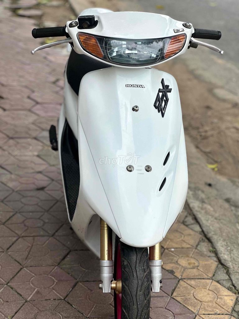 Honda Tay Ga 2 Thì 50 Phân Khối Ko Cần Bằng Lái. Mua bán Xe máy tại Quận 1 Tp Hồ Chí Minh được đăng bởi Hien hình 4