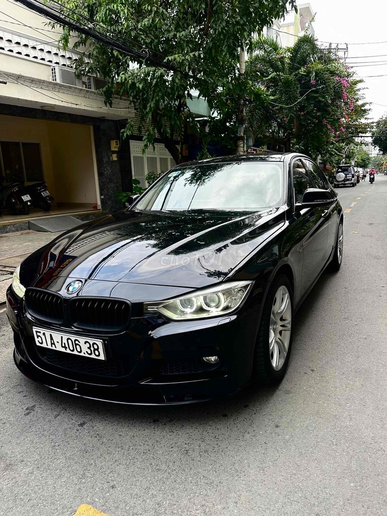 BMW 3 Series 320i - 78000 km Chính chủ ít đi