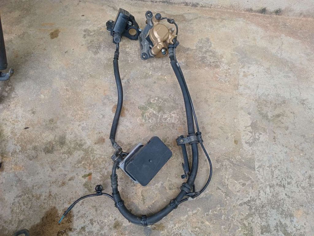 Động cơ, bình xăng, chế,heo dầu tháo xe Winner X. Mua bán Phụ tùng xe tại Huyện Đoan Hùng Phú Thọ được đăng bởi Trần Quốc Việt hình 2